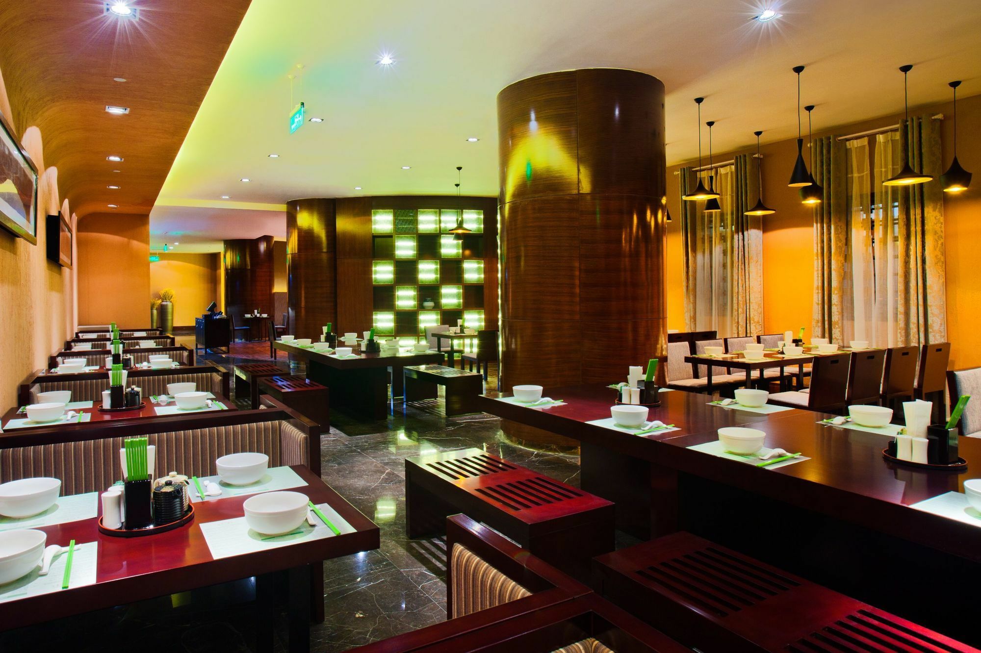 Holiday Inn Yinchuan International Trade Centre, An Ihg Hotel Restaurant bilde